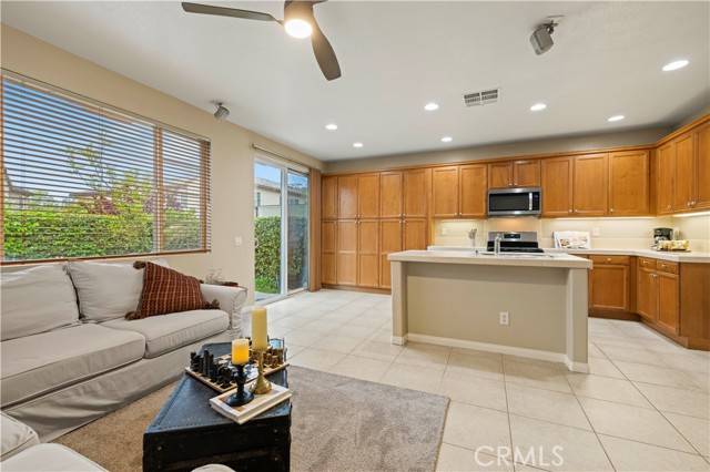 Saugus, CA 91350,28363 Mirabelle Lane