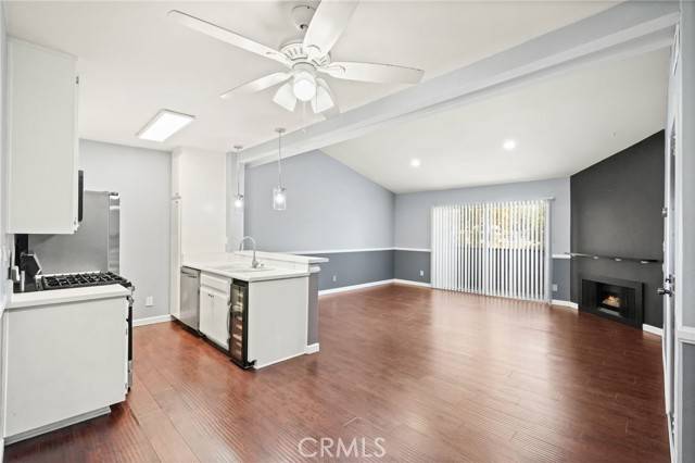 5500 Lindley Avenue #209, Encino, CA 91316