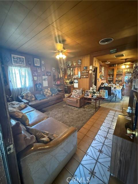Sun Valley, CA 91352,11312 Goss Street