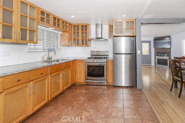 Pacoima, CA 91331,10965 Glenoaks #513