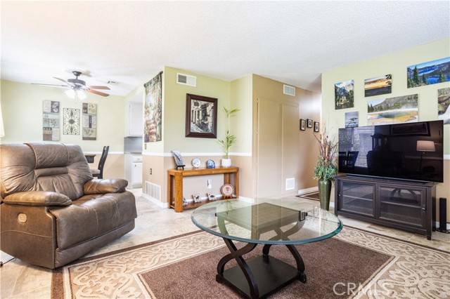 Moorpark, CA 93021,510 Spring Road #117
