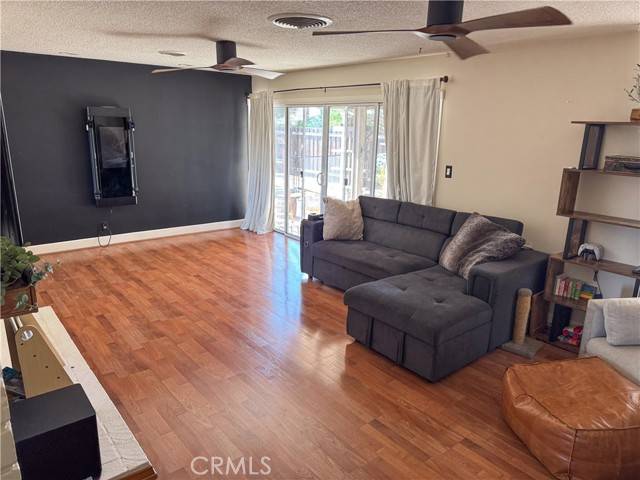 North Hills, CA 91343,16431 Stare Street