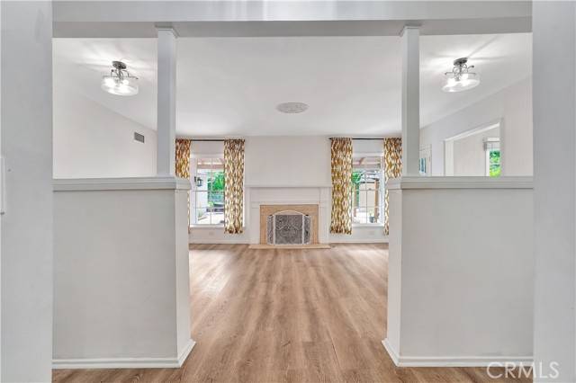 Woodland Hills, CA 91367,5835 Jumilla Avenue