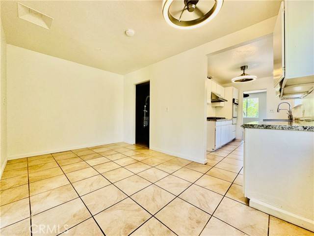 Reseda, CA 91335,7019 Chimineas Avenue