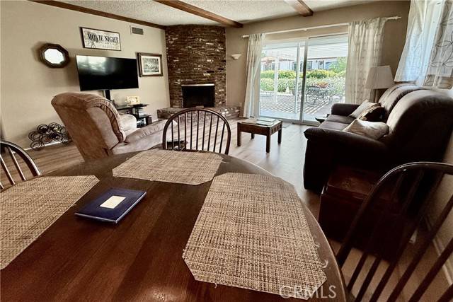 Woodland Hills, CA 91364,22216 Del Valle Street