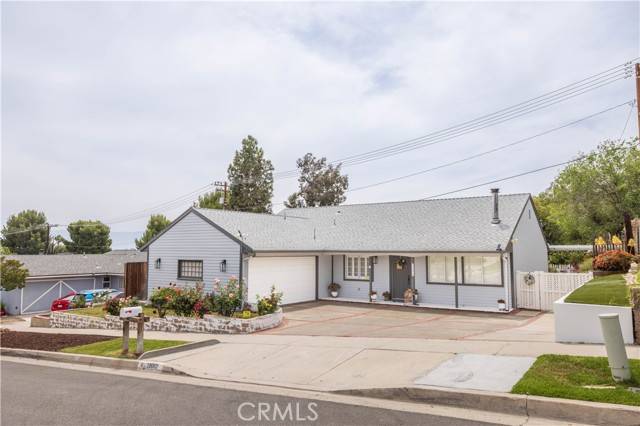 Canyon Country, CA 91351,28083 Langside Avenue