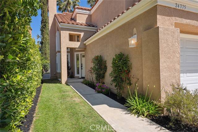 Calabasas, CA 91302,24775 Calle Serranona