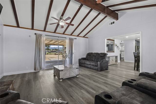 Lancaster, CA 93536,5122 W Avenue L