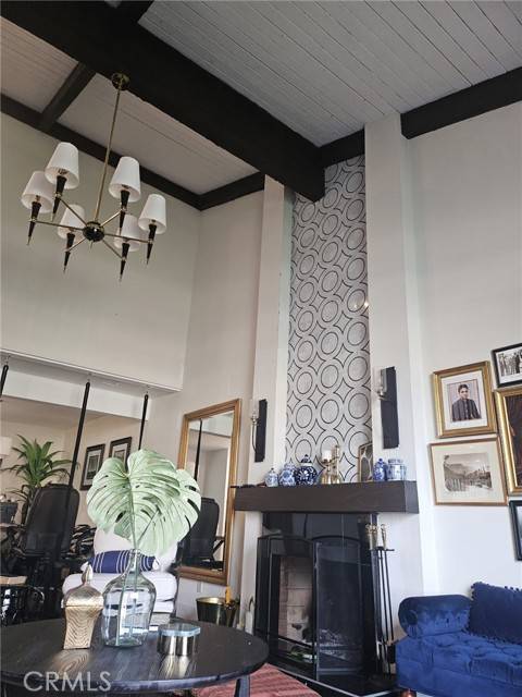 Thousand Oaks, CA 91362,3301 Blue Ridge Court
