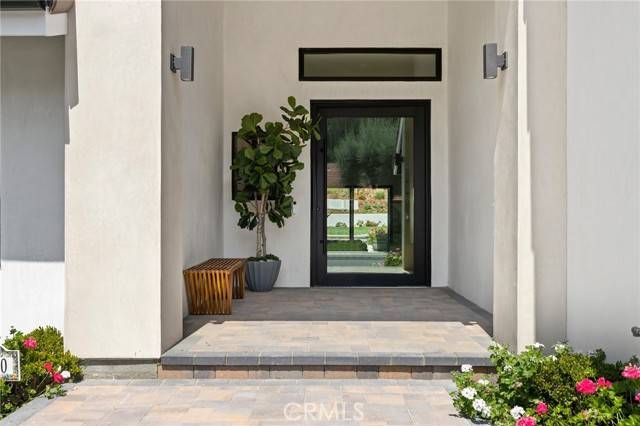 5100 Orrville Avenue, Woodland Hills, CA 91367