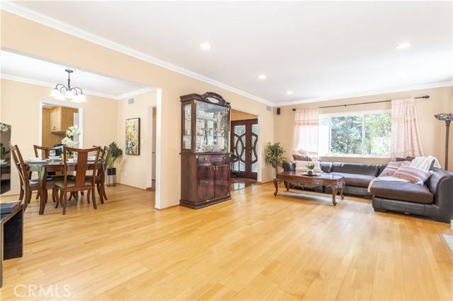 11811 Louise Avenue, Granada Hills, CA 91344