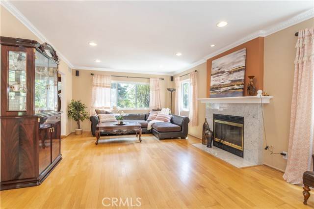 Granada Hills, CA 91344,11811 Louise Avenue