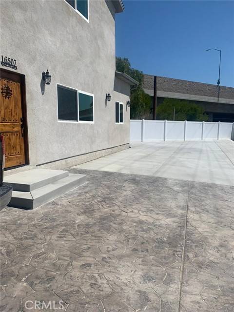 16507 San Fernando Mission Boulevard, Granada Hills, CA 91344