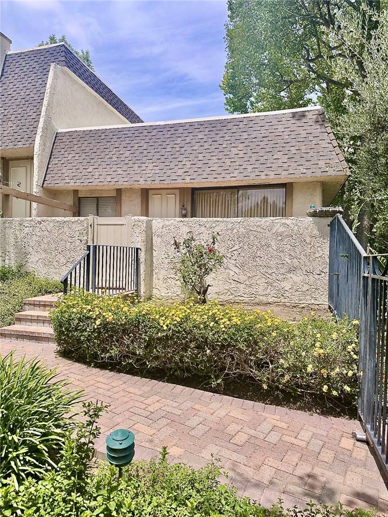 6201 Shoup Avenue #66, Woodland Hills, CA 91367