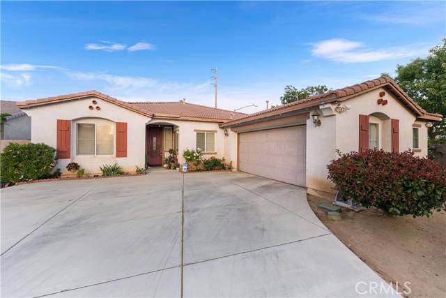 39202 Nicole Drive, Palmdale, CA 93551
