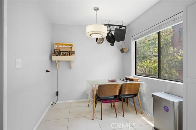 Woodland Hills, CA 91367,21930 Marylee Street #102