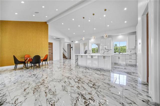 Northridge, CA 91343,9743 Monogram Avenue