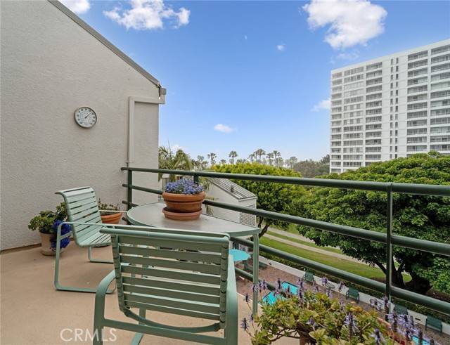 Santa Monica, CA 90405,2910 Neilson Way #503