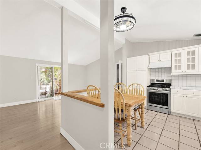 Thousand Oaks, CA 91360,824 Chelterham Circle