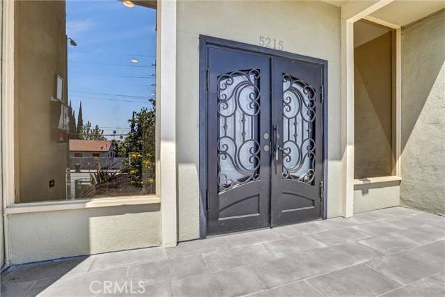 5215 Balboa Boulevard #203, Encino, CA 91316