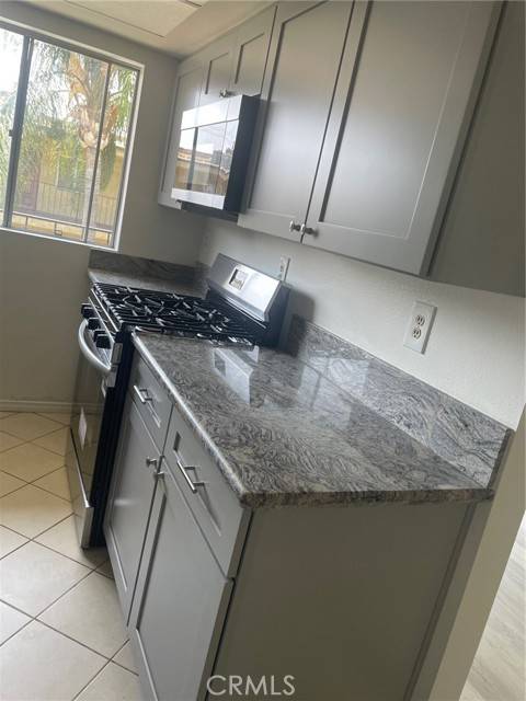 North Hills, CA 91343,8505 Columbus Avenue #316