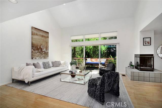 Calabasas, CA 91302,828 Wonder View Drive