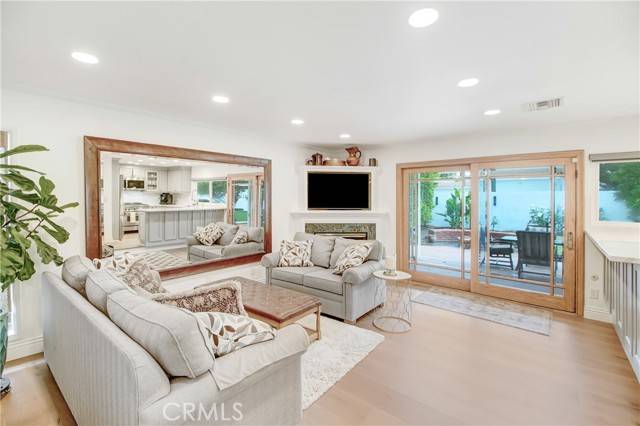 Westlake Village, CA 91361,31701 Kentfield Court