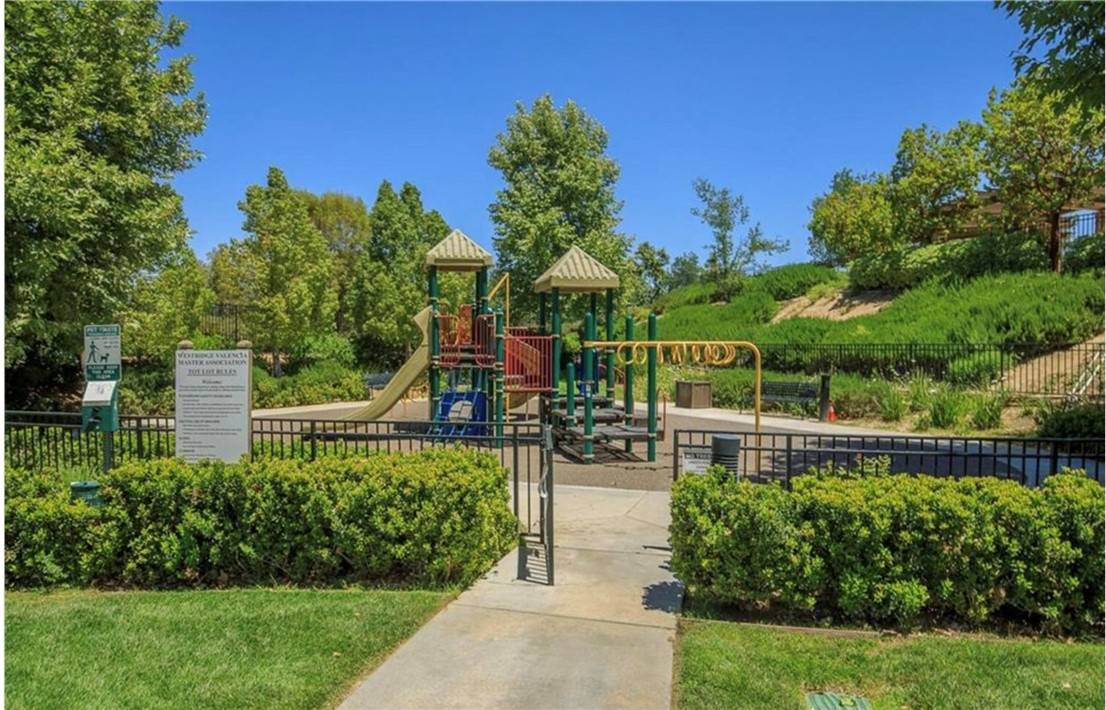 26757 Via Amare, Valencia, CA 91381