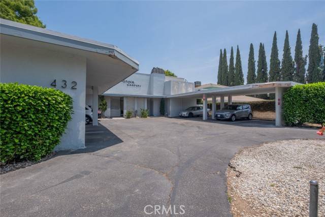 432 S Sierra Madre Boulevard #2, Pasadena, CA 91107