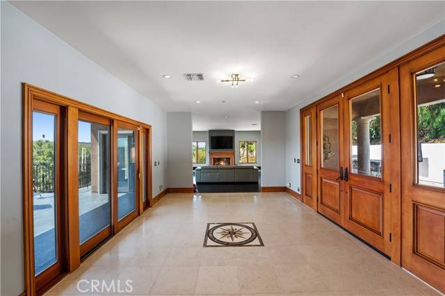 Calabasas, CA 91302,24410 Mulholland