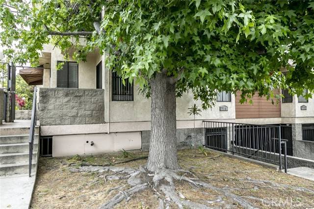 914 E Elk Avenue #4, Glendale, CA 91205