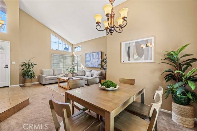 Castaic, CA 91384,27604 Firebrand Drive