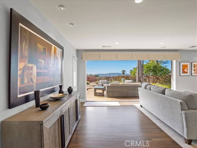 Santa Barbara, CA 93105,3744 Foothill Road