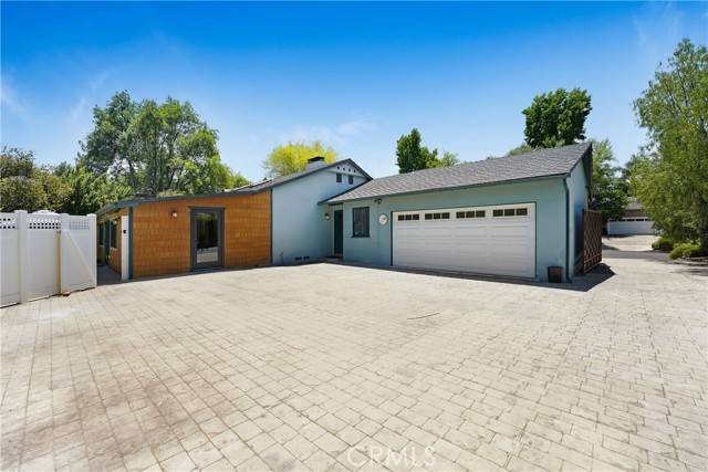 Tarzana, CA 91356,19201 Santa Rita Street