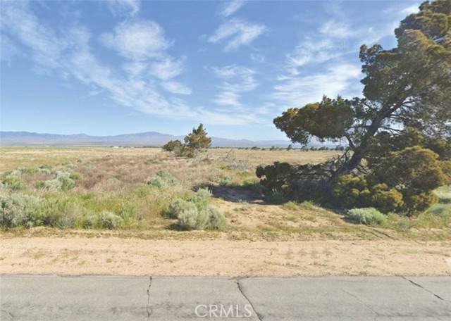 18751 Lancaster Rd, Lancaster, CA 93536