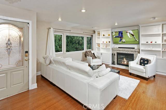 7900 Vicky Avenue, West Hills, CA 91304
