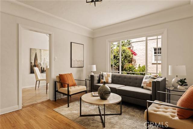 Los Angeles, CA 90039,3848 Boyce Avenue