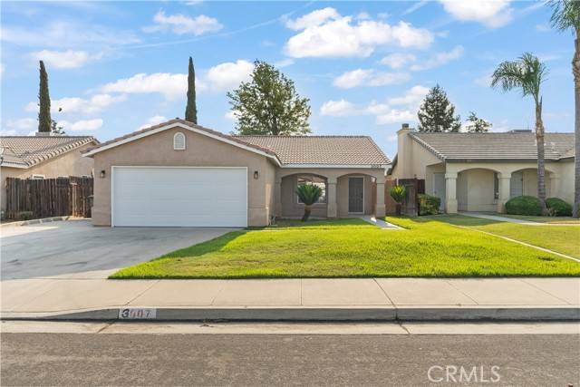 3007 Meadow Ridge Avenue, Bakersfield, CA 93308