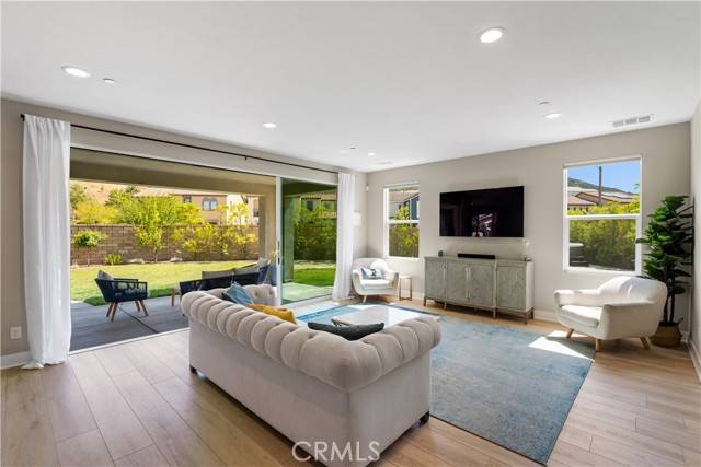 Canyon Country, CA 91387,25010 Sycamore Falls Court