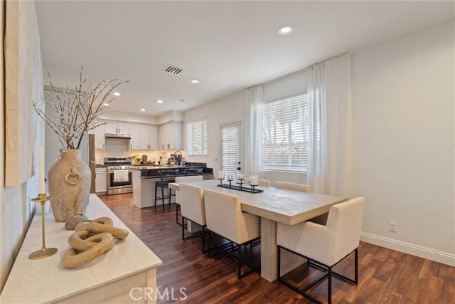 Tarzana, CA 91356,5616 Etiwanda Avenue #6