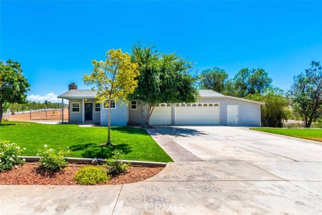 841 Alpine Meadows Lane, Riverside, CA 92506