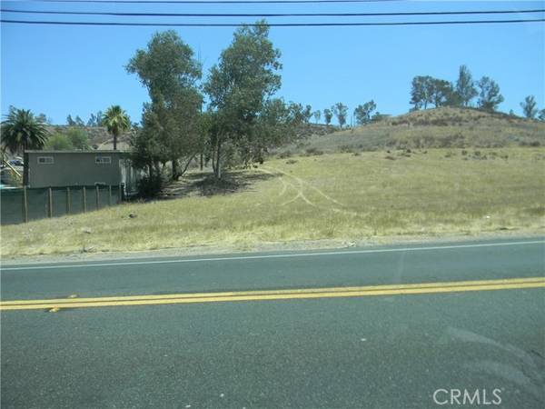 Lake Elsinore, CA 92530,0 Illinois Street