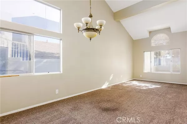 Murrieta, CA 92563,39411 Via Montero