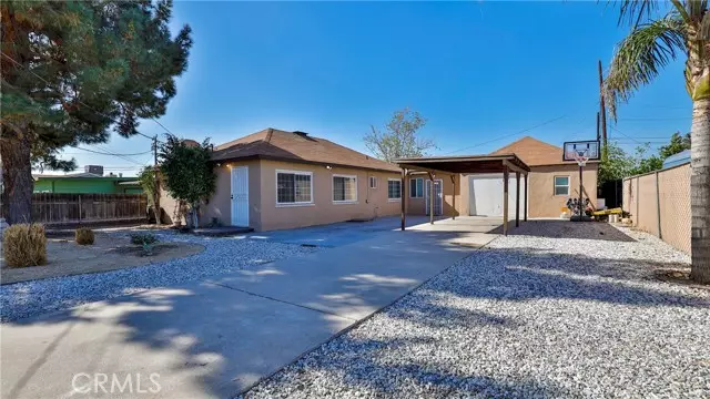 Fontana, CA 92335,9074 Pepper Avenue