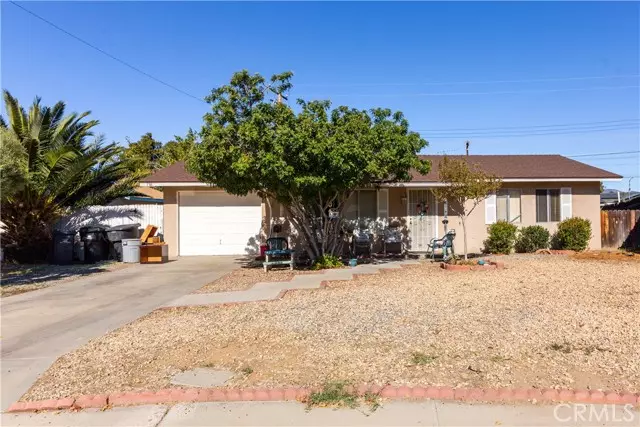 736 Vista De Loma, Hemet, CA 92543