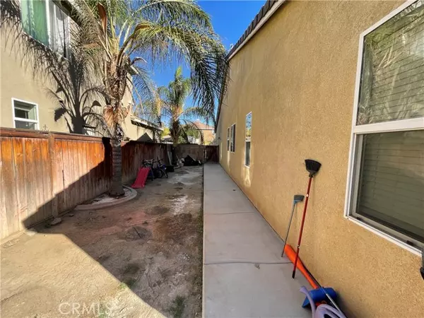 Perris, CA 92571,1698 Alberhill Street