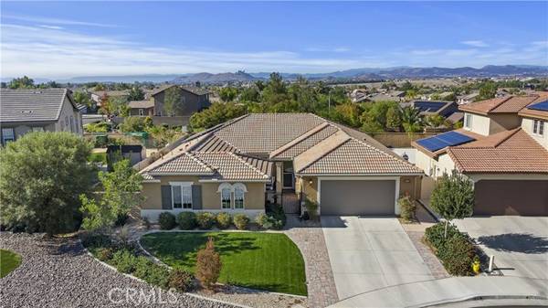 32307 Old Grove Court, Winchester, CA 92596