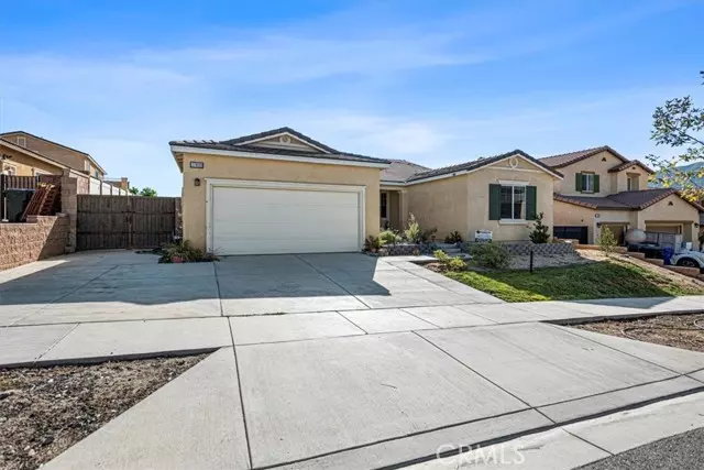 17833 Grapevine Lane, San Bernardino, CA 92407