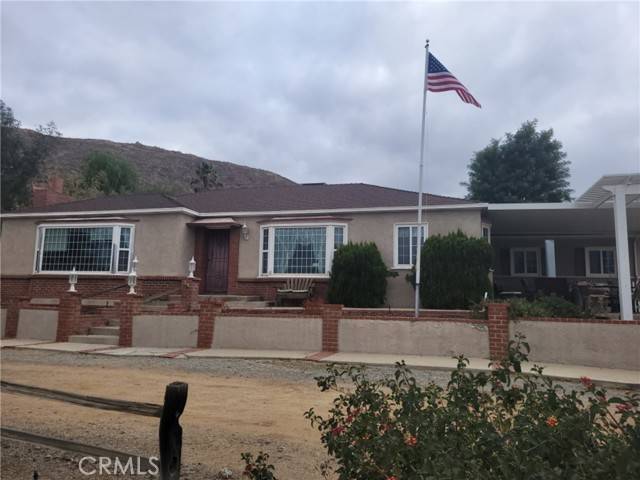 28285 El Toro Road, Lake Elsinore, CA 92532