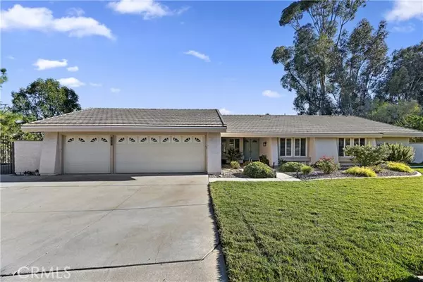 1927 Las Posas Road, Corona, CA 92882